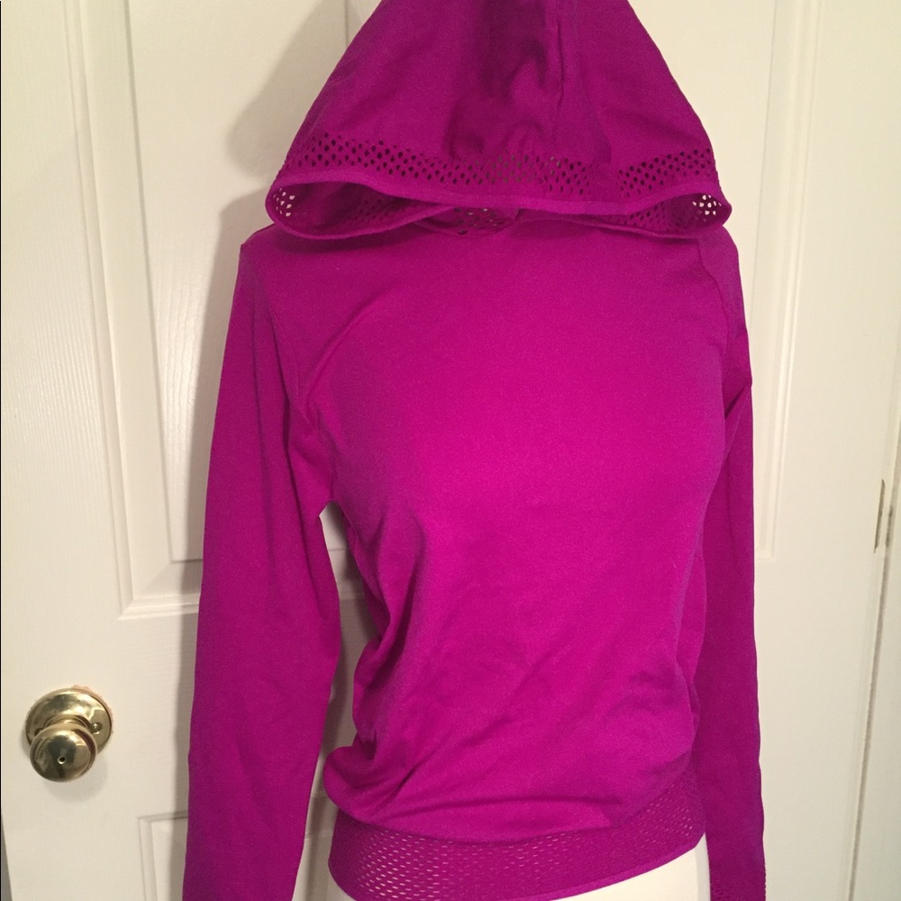 FABLETICS SWEATSHIRT